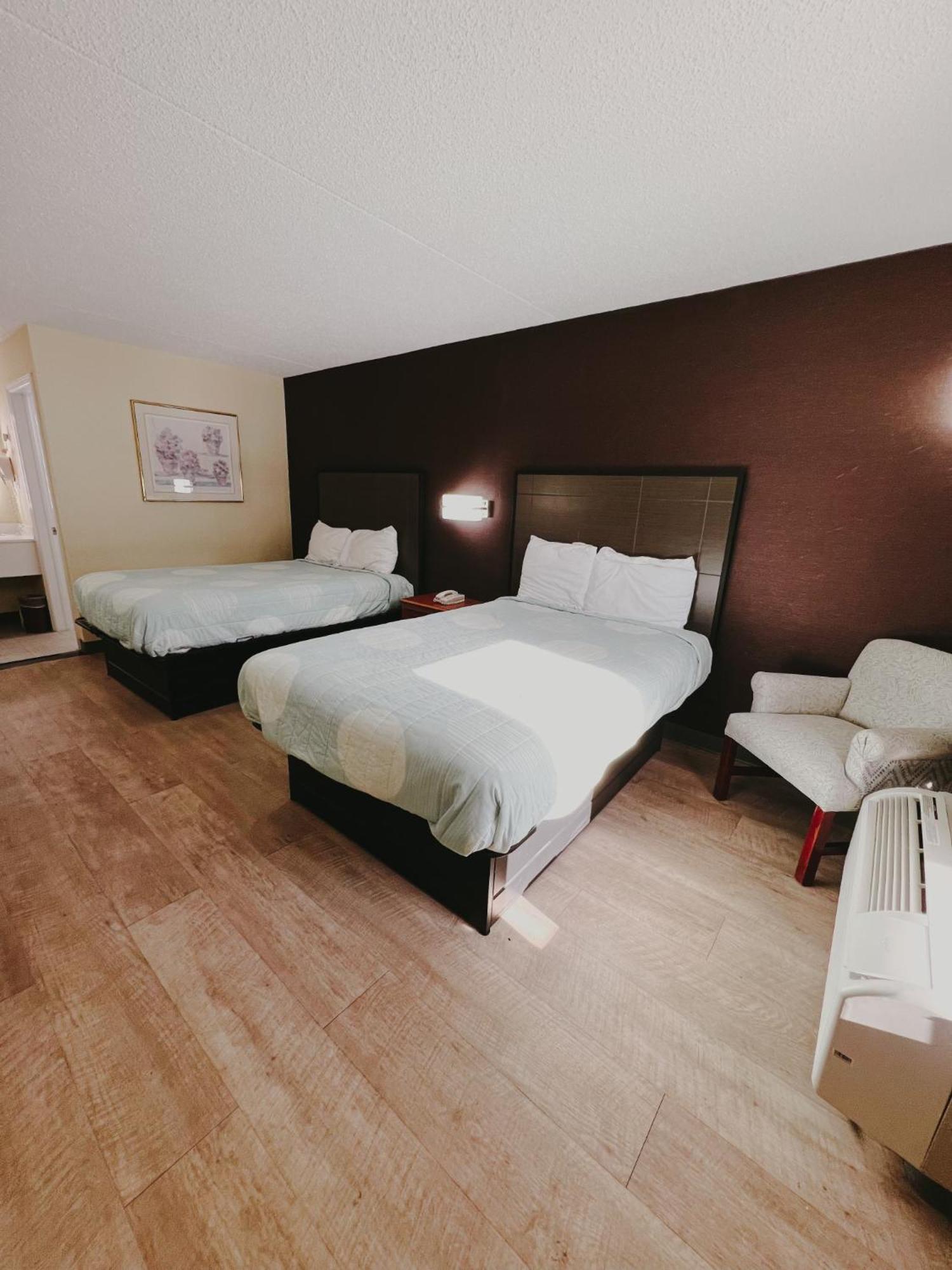 Travel Inn New Castle Airport Buitenkant foto