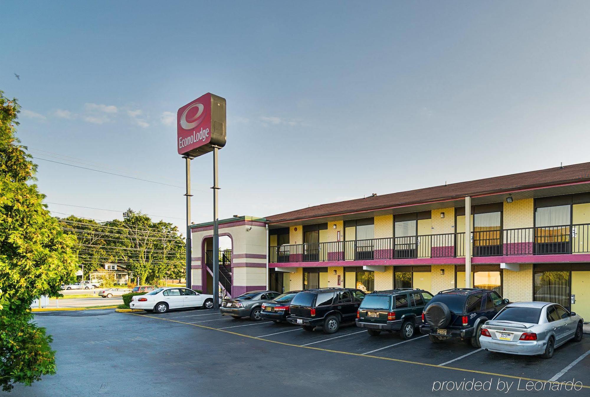Travel Inn New Castle Airport Buitenkant foto